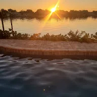 Sammie Porch Pool Service LLC logo